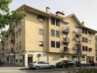 Plus de détails pour Calle la Colonial, 1, Pinto - Commerce de détail à louer