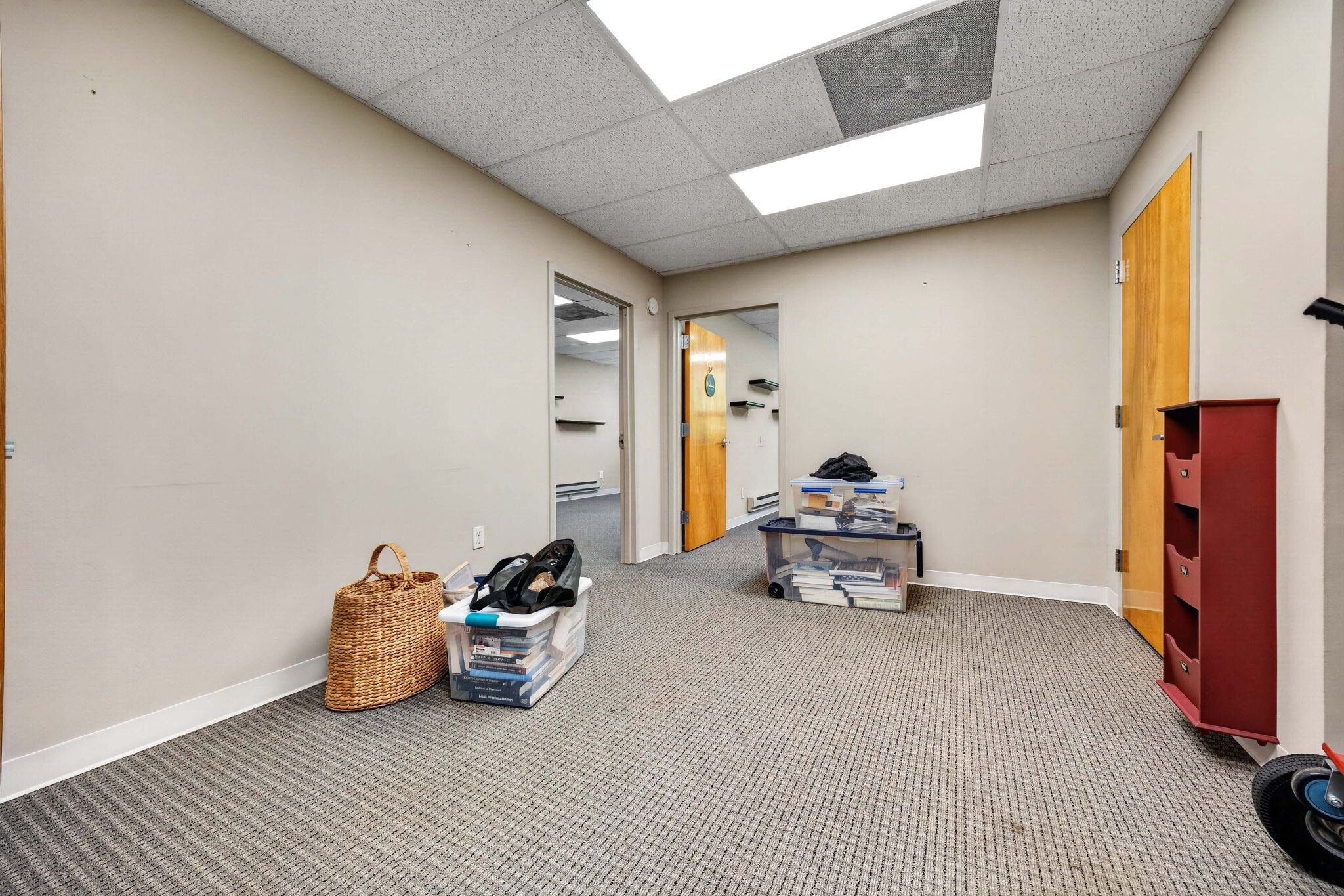 755 New York Ave, Huntington, NY for lease Interior Photo- Image 1 of 4
