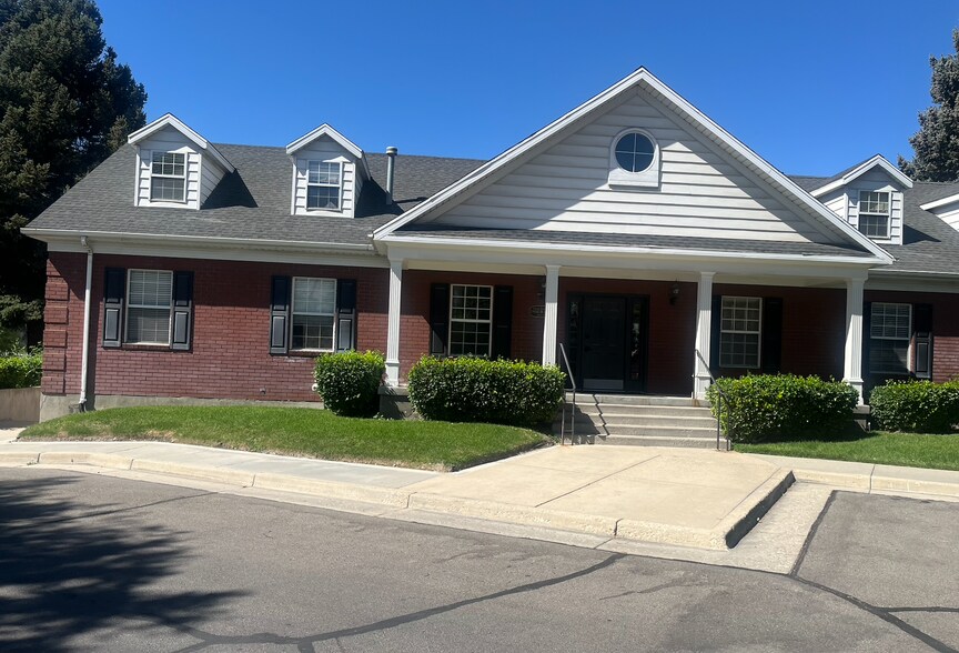 1840 N State St, Provo, UT à louer - Photo du bâtiment - Image 2 de 3