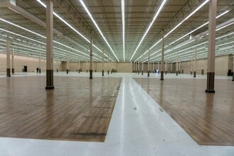 3462-3630 Mayfield Rd, Cleveland Heights, OH for lease Interior Photo- Image 2 of 5