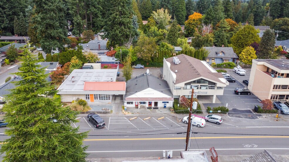 2116 SW 152nd St, Burien, WA à vendre - Photo du bâtiment - Image 2 de 6