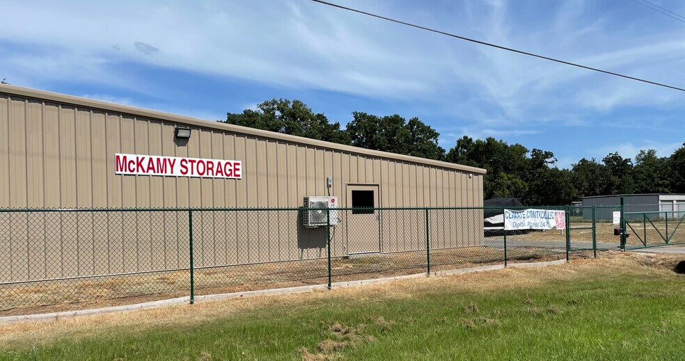 4700 SH 198 Hwy, Malakoff, TX à vendre - Photo du bâtiment - Image 2 de 3