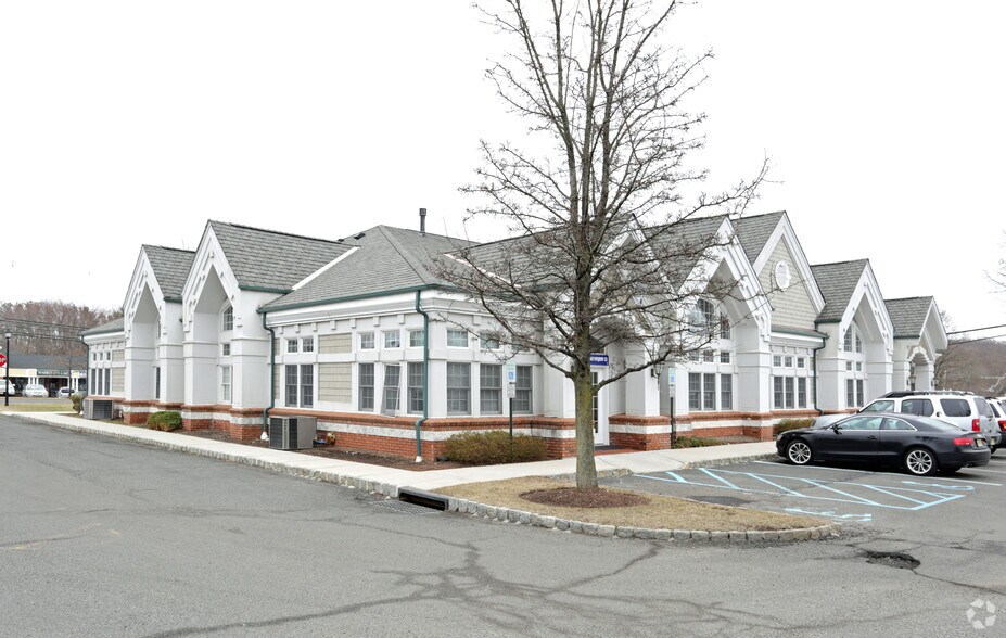 7 Mount Bethel Rd, Warren, NJ à louer - Photo du bâtiment - Image 2 de 4