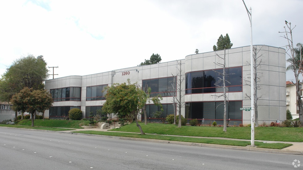 1260 Huntington Dr, South Pasadena, CA for lease - Building Photo - Image 2 of 4