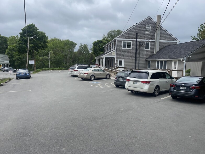 4 Ellsworth Rd, Blue Hill, ME for lease - Building Photo - Image 3 of 3