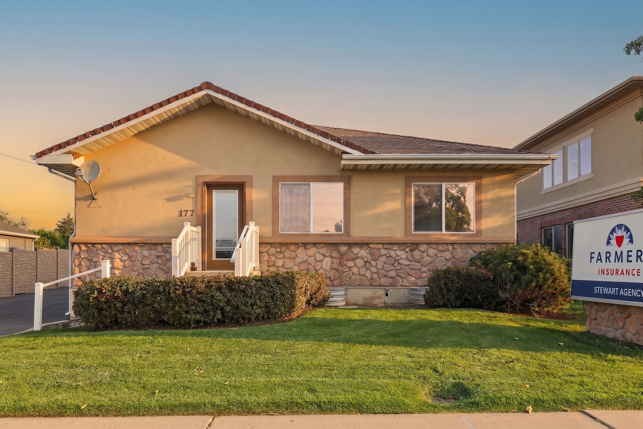 177 E Fort Union Blvd, Midvale, UT à vendre Photo du bâtiment- Image 1 de 16