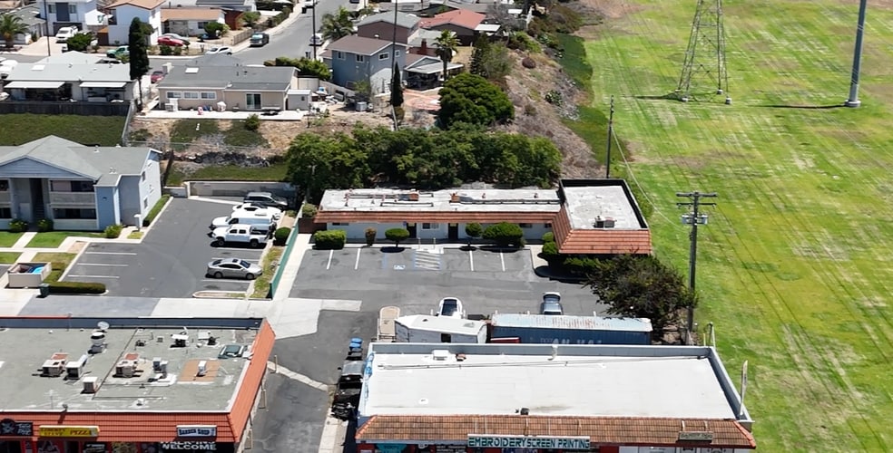 1415-1417 Hilltop Dr, Chula Vista, CA for sale - Building Photo - Image 2 of 5