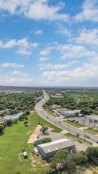 5690 Easterling, San Antonio, TX for sale - Aerial - Image 2 of 6