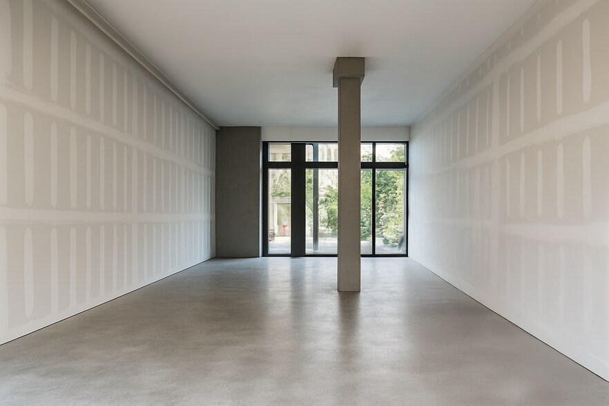 950 E 3rd St, Los Angeles, CA à louer - Photo du bâtiment - Image 2 de 8