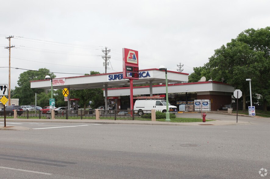 5900 Excelsior Blvd, Saint Louis Park, MN for lease - Building Photo - Image 1 of 1