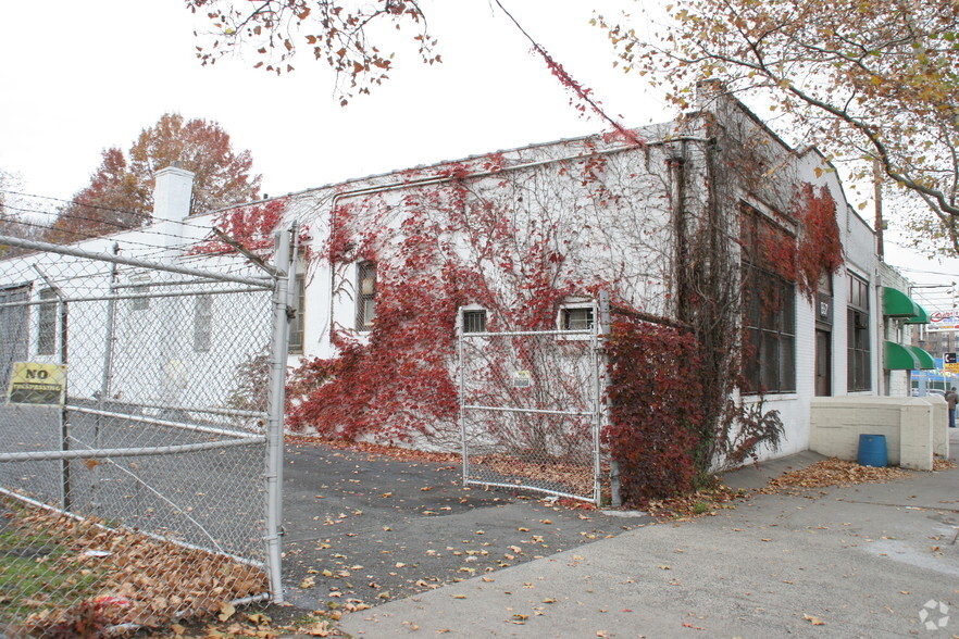 897-901 Frelinghuysen Ave, Newark, NJ à louer - Photo du bâtiment - Image 3 de 7