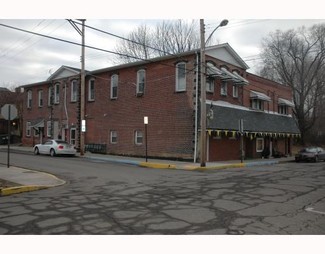 Plus de détails pour 395-397 Connecticut Ave, Rochester, PA - Vente au détail à louer