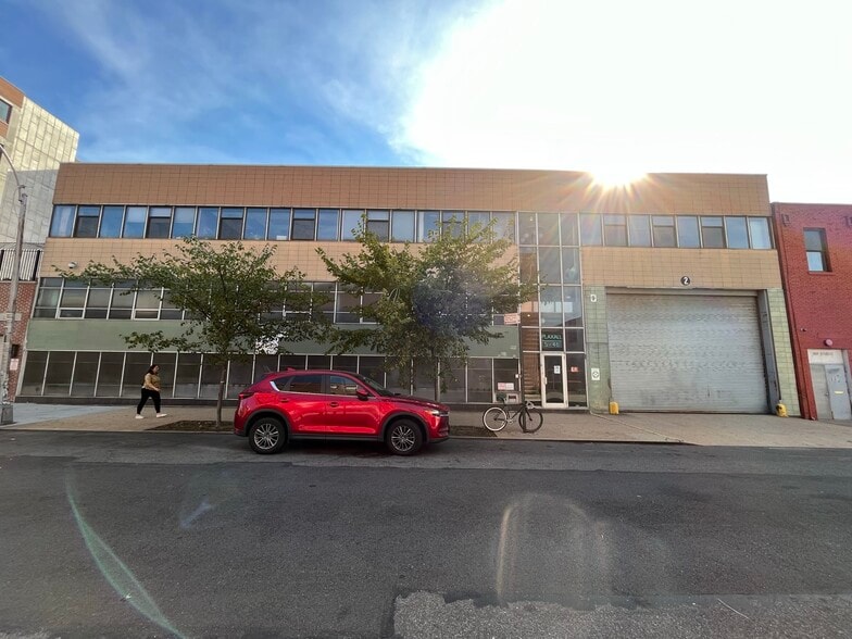 5-46 46th Ave, Long Island City, NY for lease - Building Photo - Image 1 of 5