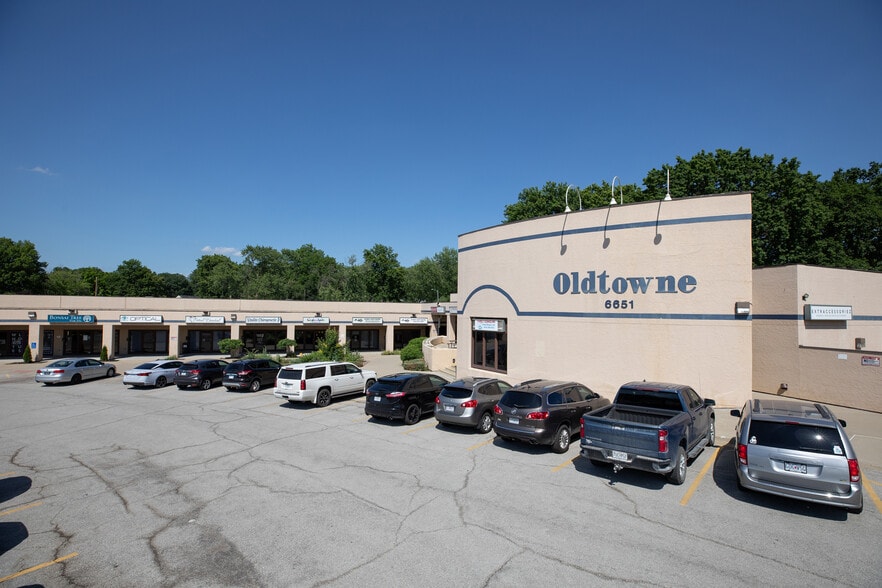 6651 N Oak Trfy, Kansas City, MO for lease - Building Photo - Image 2 of 5