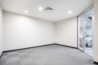 3001 Brighton Blvd, Denver, CO for lease Interior Photo- Image 2 of 4