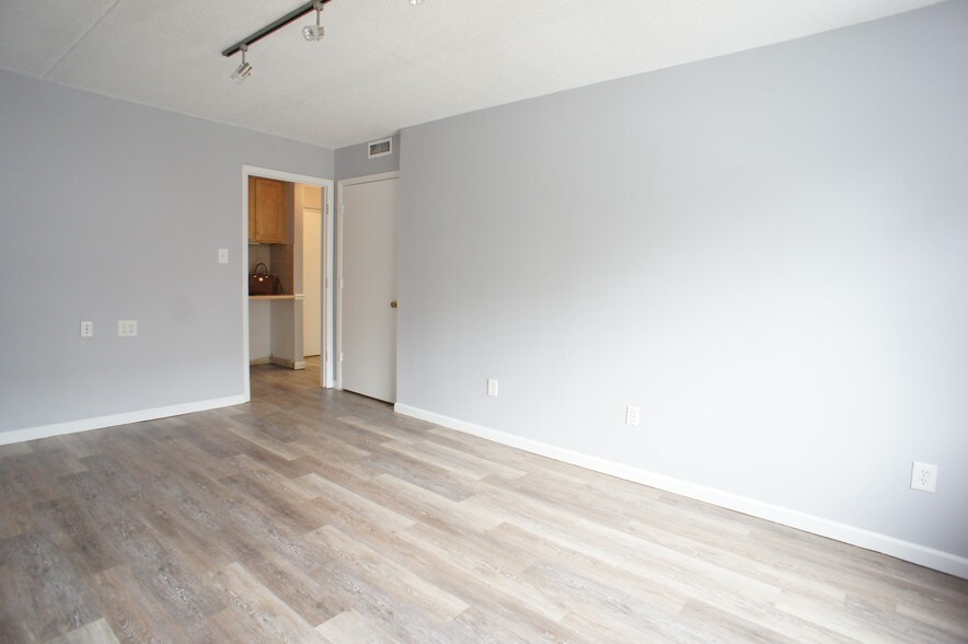 9 Mott Ave, Norwalk, CT à vendre - Photo principale - Image 1 de 12
