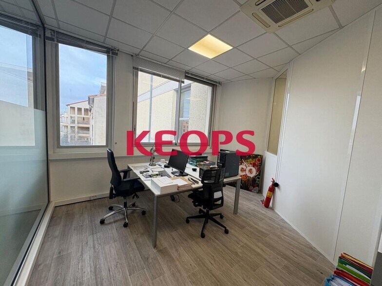 35 Boulevard Des Récollets, Toulouse à louer - Photo du bâtiment - Image 2 de 7