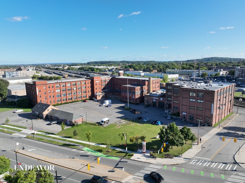 1115 E Main St, Rochester, NY for lease - Building Photo - Image 1 of 1