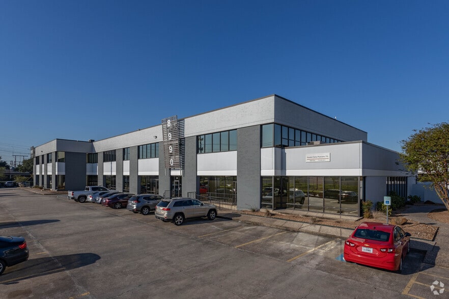 8968-8998 Kirby Dr, Houston, TX for lease - Building Photo - Image 1 of 18