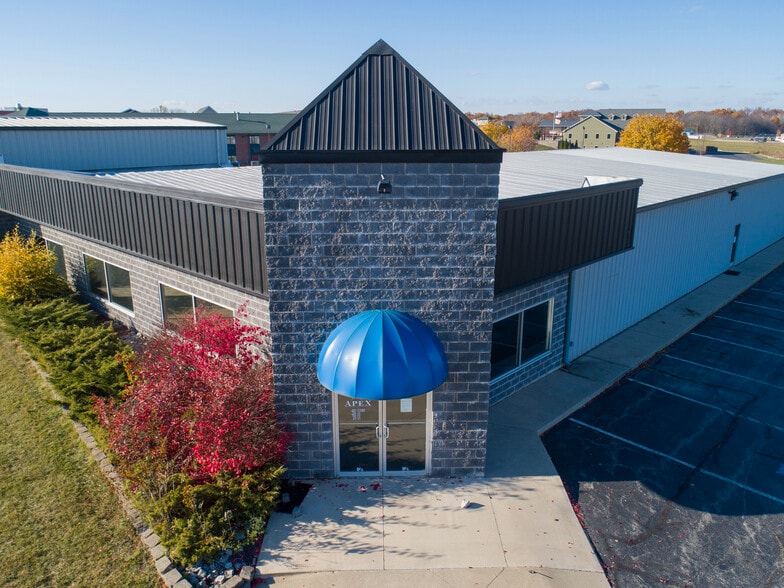 665 W Connexion Way, Columbia City, IN for sale - Primary Photo - Image 1 of 23