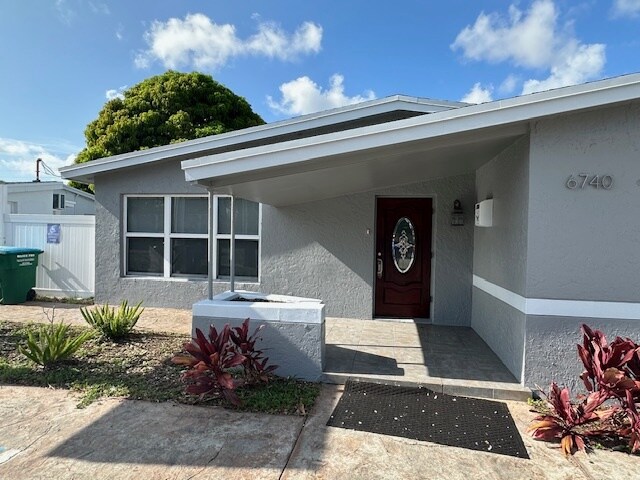 6740 Taft St, Hollywood, FL à vendre - Photo du bâtiment - Image 3 de 19