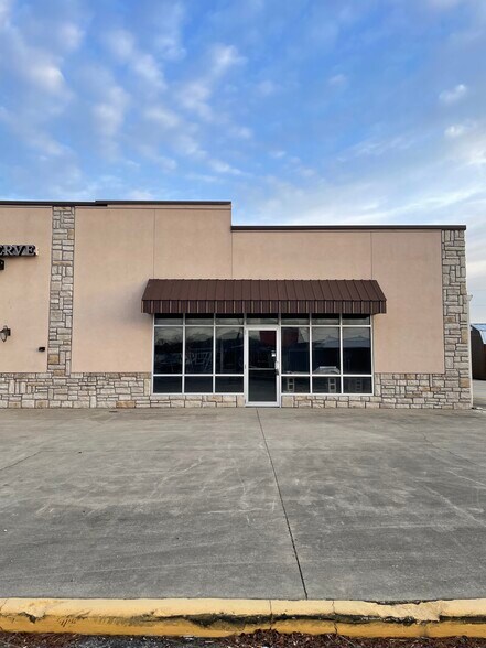 15300 E US Route 224, Findlay, OH for lease - Building Photo - Image 1 of 6