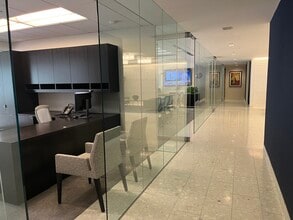 10 Westport Rd, Wilton, CT for lease Interior Photo- Image 2 of 9