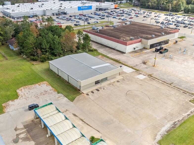 1390 N Main St, Vidor, TX for lease - Building Photo - Image 3 of 22