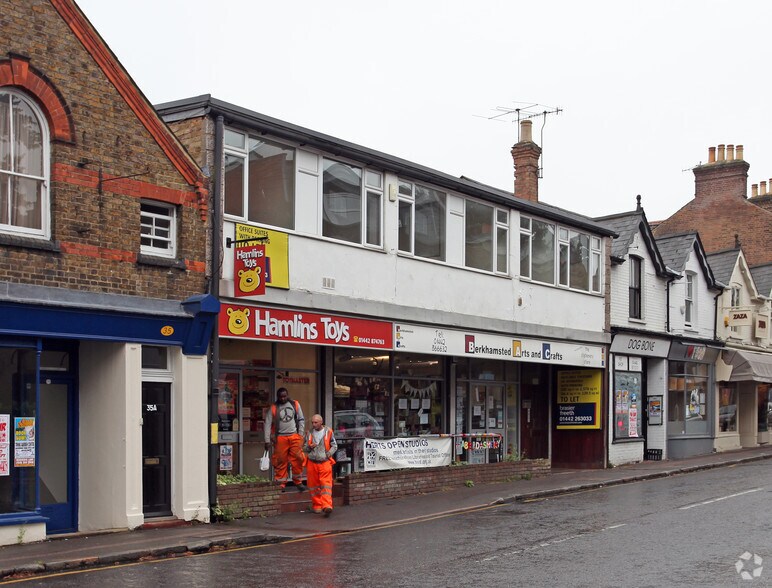 29-33 Lower Kings Rd, Berkhamsted for lease - Building Photo - Image 2 of 6