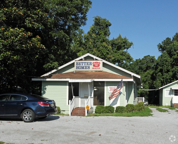 321 Pace Blvd, Pensacola, FL for sale - Building Photo - Image 3 of 3