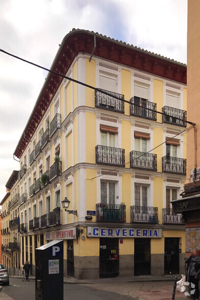 Multi-résidentiel dans Madrid, MAD à vendre - Photo du bâtiment - Image 1 de 3