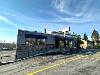 Plus de détails pour 8390 Seneca Tpke, New Hartford, NY - Commerce de détail à vendre