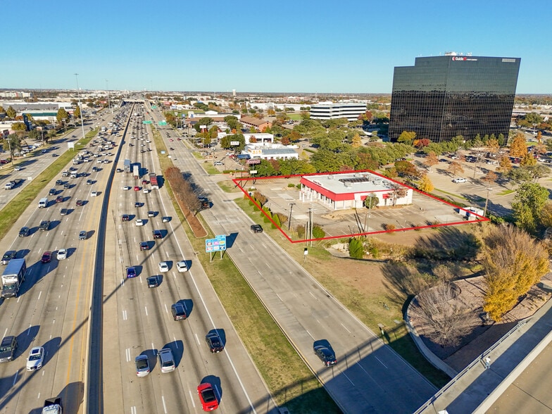 2300 N Central Expy, Plano, TX à vendre - Photo du bâtiment - Image 3 de 4