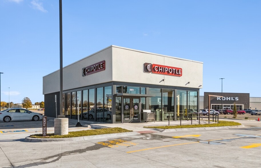 1710 Market Ln, Norfolk, NE à vendre - Photo principale - Image 1 de 5