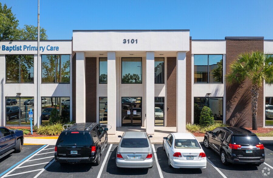 3101 S University Blvd, Jacksonville, FL à louer - Photo du bâtiment - Image 1 de 4