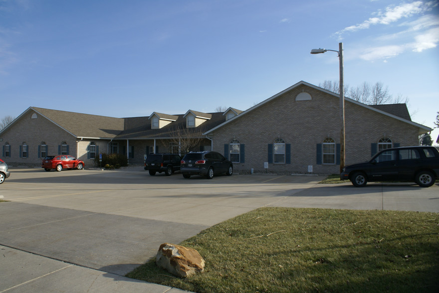 1734 Corporate Xing, O'Fallon, IL à vendre - Photo du b timent - Image 1 de 1