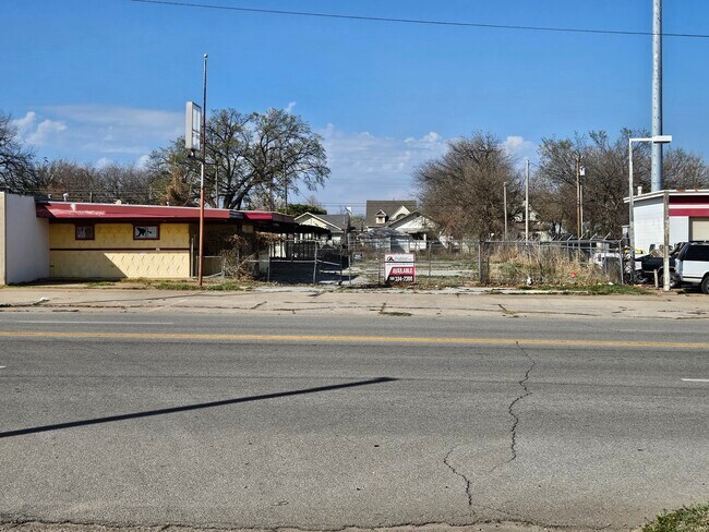 Plus de détails pour 1114 Broadway Avenue Ave, Enid, OK - Terrain à vendre