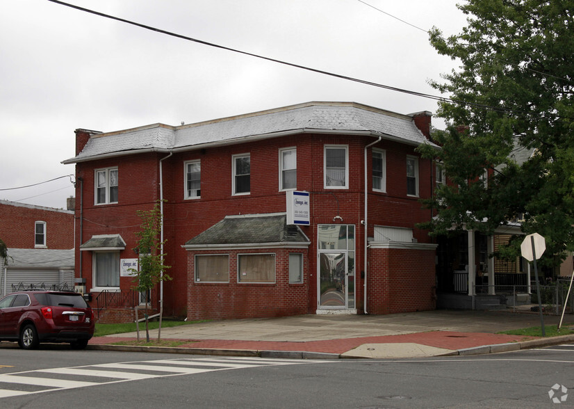 5427 8th St NW, Washington, DC for lease - Primary Photo - Image 1 of 3