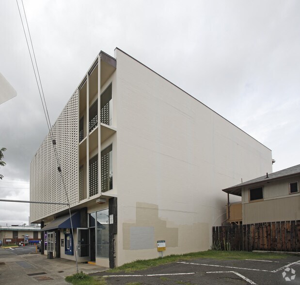 1806 S King St, Honolulu, HI à louer - Photo du bâtiment - Image 2 de 11