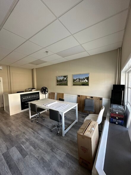 2 S Main St, Woodstown, NJ for lease - Building Photo - Image 3 of 4