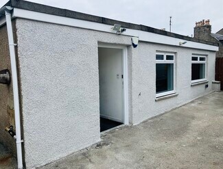 Plus de détails pour 46-48 Auchmill Rd, Aberdeen - Commerce de détail à louer