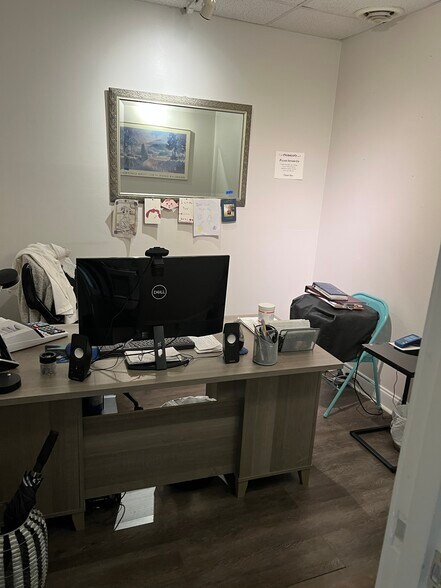 3652 Chamblee Dunwoody Rd, Chamblee, GA à louer - Photo du bâtiment - Image 2 de 27