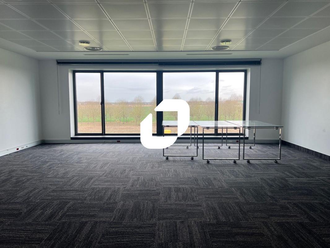 Bureau dans Lieusaint à vendre Photo du bâtiment- Image 1 de 5
