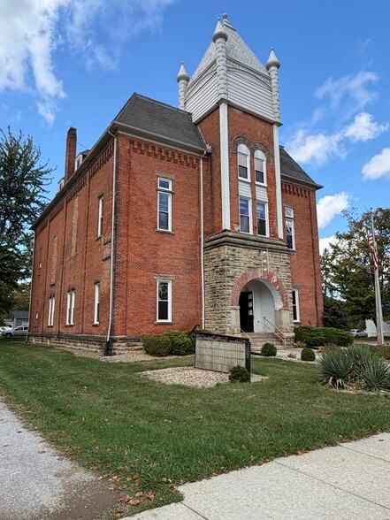 34 Pleasant St, Wakeman, OH à vendre - Photo du bâtiment - Image 2 de 17