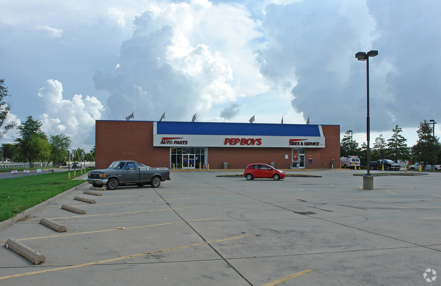 12200 I-10 Service Rd, New Orleans, LA for lease - Building Photo - Image 2 of 5