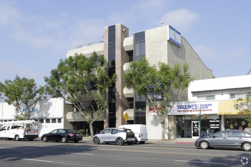 4515 Van Nuys Blvd, Sherman Oaks, CA à louer - Photo du bâtiment - Image 2 de 4