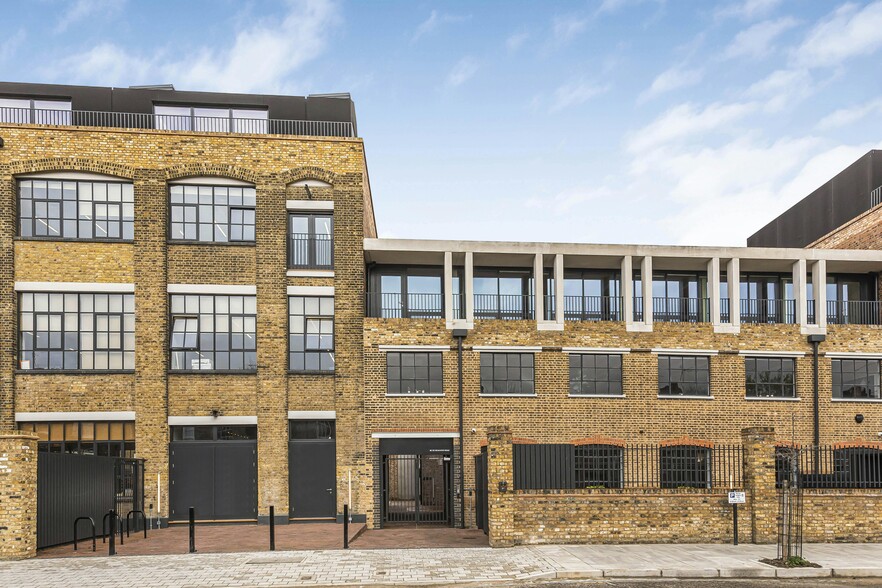 98 De Beauvoir Rd, London for lease - Building Photo - Image 2 of 5