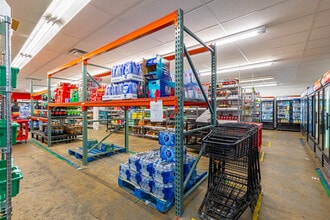 3232 Penn Ave, Pittsburgh, PA for lease Interior Photo- Image 2 of 6
