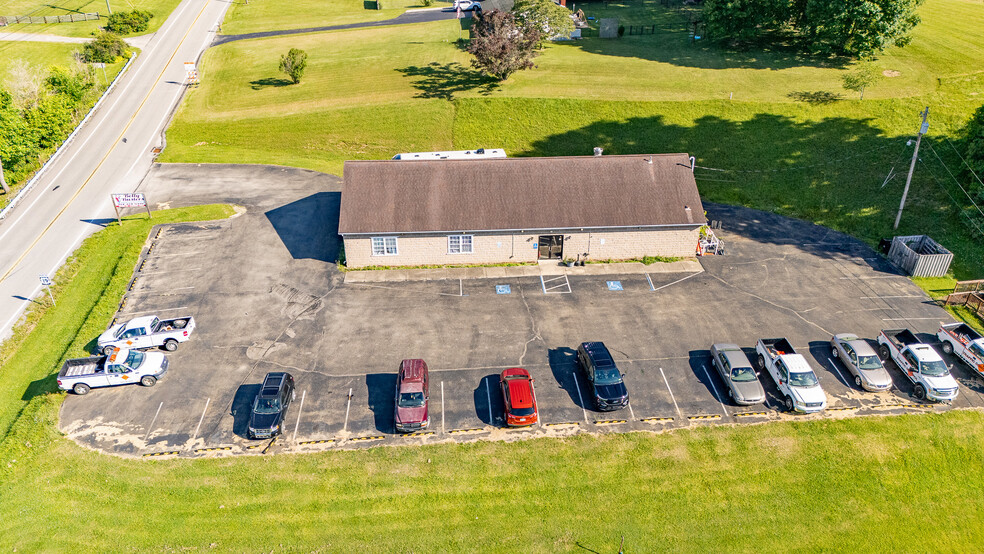 420 Mount Morris Rd rd, Mount Morris, PA à vendre - Photo principale - Image 1 de 11