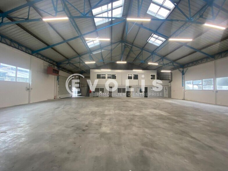 Flex dans Noisy-le-Sec à louer - Photo du bâtiment - Image 2 de 20